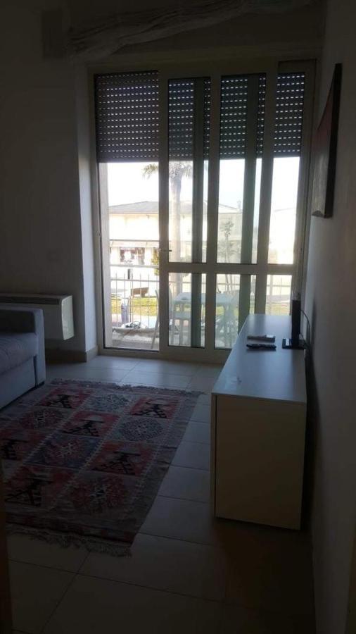 Apartmán Monolocale Lungomare Viareggio Exteriér fotografie